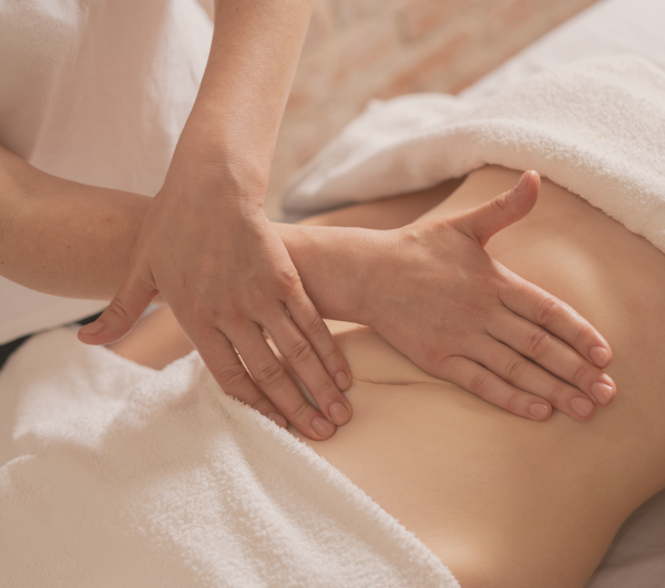 Séance de drainage lymphatique méthode Renata França à Anglet chez (Be)OMA.